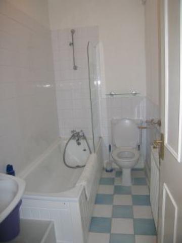 			NEW ON!, 2 Bedroom, 1 bath, 1 reception Flat			 Felixstowe Road, KENSAL GREEN NW10